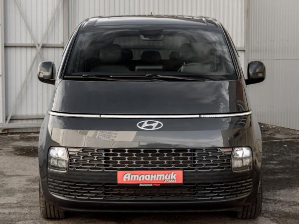 Hyundai Staria I с пробегом 2022 года, цена 4 060 000 рублей, 80330 км, минивэн, Автокод Объявления