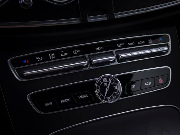Mercedes-Benz E-Класс V (W213 S213 C238) Рестайлинг с пробегом 2020 года, цена 3 990 000 рублей, 35081 км, седан, Автокод Объявления