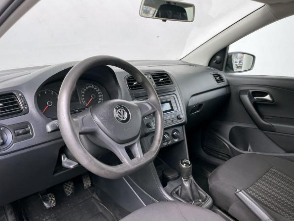 Volkswagen Polo V Рестайлинг с пробегом 2019 года, цена 498 000 рублей, 451673 км, седан, Автокод Объявления