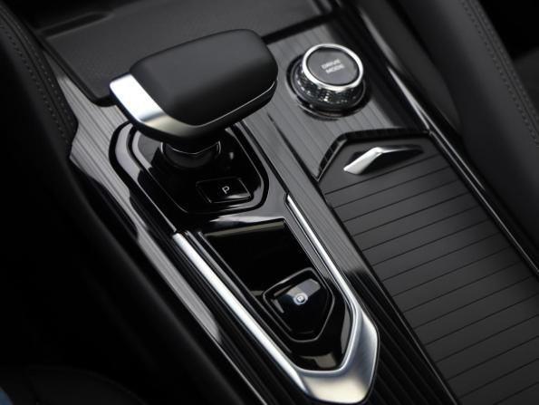 Geely Monjaro I с пробегом 2024 года, цена 3 579 000 рублей, 4153 км, внедорожник, Автокод Объявления