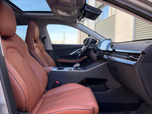 Omoda C5 I с пробегом 2022 года, цена 1 655 000 рублей, 55304 км, внедорожник, Автокод Объявления