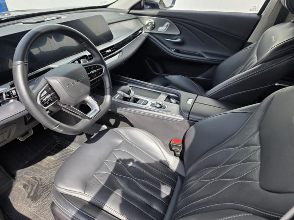 Chery Arrizo 8 с пробегом 2023 года, цена 2 050 000 рублей, 60363 км, седан, Автокод Объявления