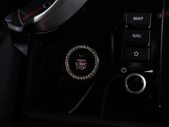 Kia Rio IV Рестайлинг с пробегом 2021 года, цена 1 699 000 рублей, 83220 км, седан, Автокод Объявления
