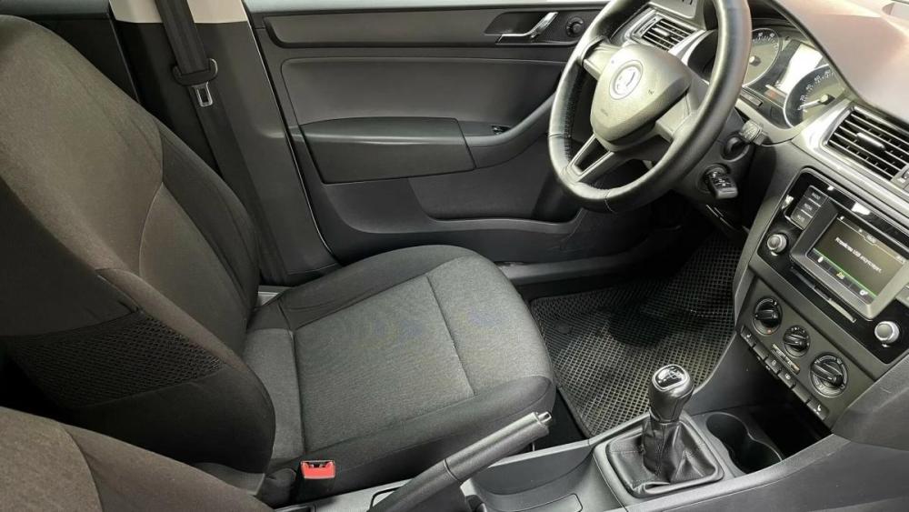 Skoda Rapid I Оренбург  - изображение 11