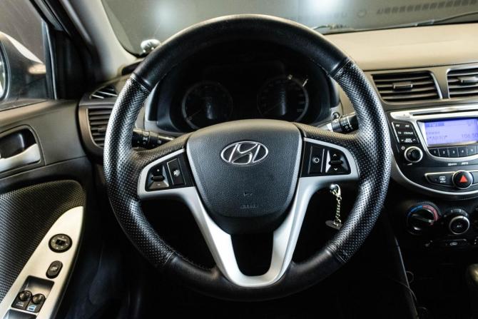 Hyundai Solaris I с пробегом 2011 года, цена 845 000 рублей, 142413 км, седан, Автокод Объявления