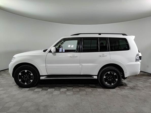 Mitsubishi Pajero IV Рестайлинг 2 с пробегом 2015 года, цена 2 570 000 рублей, 177500 км, внедорожник, Автокод Объявления