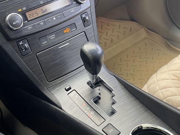 Toyota Avensis III с пробегом 2009 года, цена 997 000 рублей, 272000 км, седан, Автокод Объявления