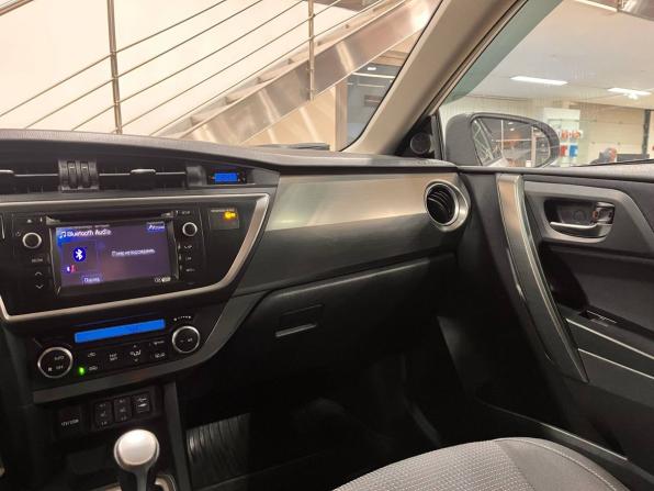 Toyota Auris II с пробегом 2013 года, цена 1 029 900 рублей, 153000 км, хэтчбек, Автокод Объявления