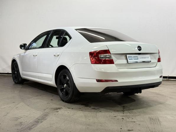 Skoda Octavia III (A7) с пробегом 2013 года, цена 985 000 рублей, 251606 км, лифтбек, Автокод Объявления