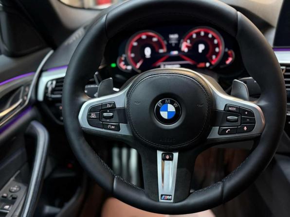 BMW 5 серии VII (G30/G31/G38) с пробегом 2018 года, цена 3 597 000 рублей, 133000 км, седан, Автокод Объявления