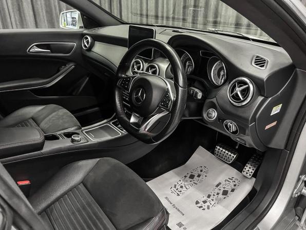 Mercedes-Benz CLA I (C117 X117) с пробегом 2015 года, цена 1 490 000 рублей, 61000 км, универсал, Автокод Объявления
