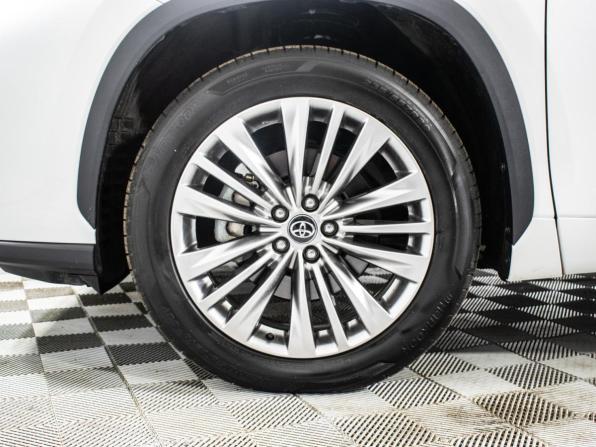 Toyota Highlander IV (XU70) с пробегом 2025 года, цена 5 235 000 рублей, 5000 км, внедорожник, Автокод Объявления