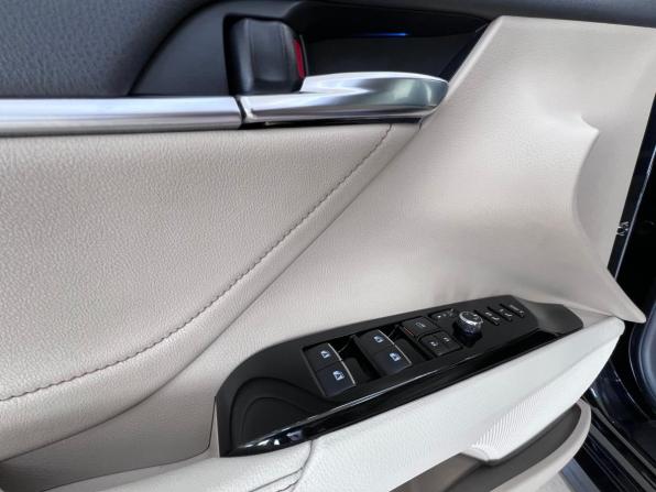 Toyota Camry VIII (XV70) с пробегом 2019 года, цена 2 950 000 рублей, 166707 км, седан, Автокод Объявления