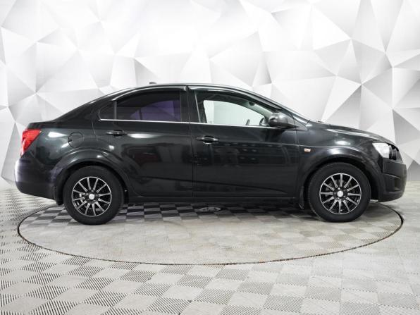 Chevrolet Aveo II с пробегом 2013 года, цена 575 000 рублей, 242700 км, седан, Автокод Объявления
