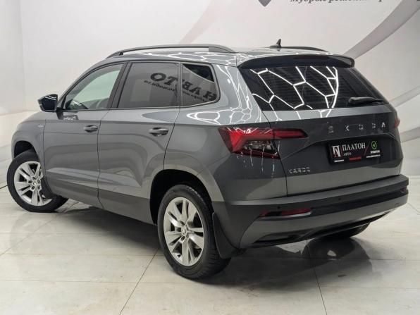 Skoda Karoq I с пробегом 2021 года, цена 2 490 000 рублей, 63000 км, внедорожник, Автокод Объявления