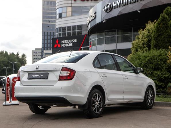 Skoda Rapid I Рестайлинг с пробегом 2018 года, цена 993 000 рублей, 179796 км, лифтбек, Автокод Объявления