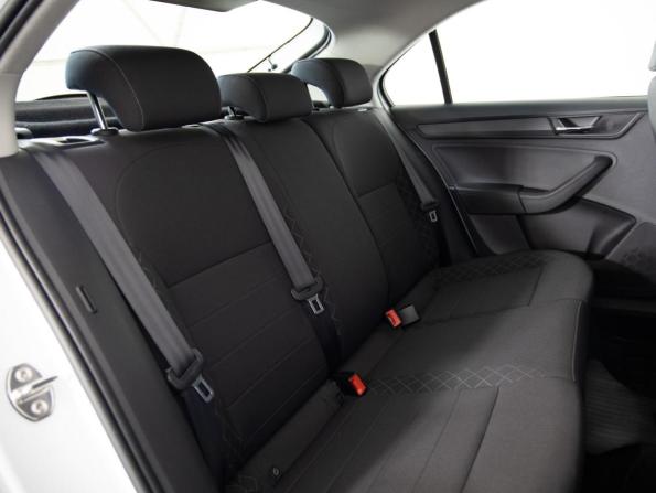 Skoda Rapid II с пробегом 2020 года, цена 1 499 000 рублей, 100710 км, лифтбек, Автокод Объявления