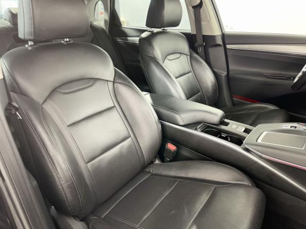 Hyundai Grandeur VI Рестайлинг с пробегом 2021 года, цена 3 230 000 рублей, 41836 км, седан, Автокод Объявления
