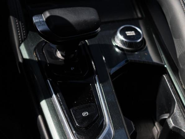 Geely Monjaro I с пробегом 2023 года, цена 3 200 000 рублей, 45946 км, внедорожник, Автокод Объявления