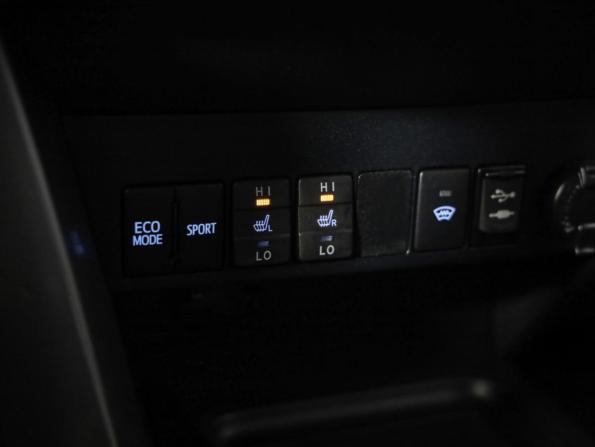 Toyota RAV4 IV (XA40) Рестайлинг с пробегом 2019 года, цена 2 489 000 рублей, 115000 км, внедорожник, Автокод Объявления