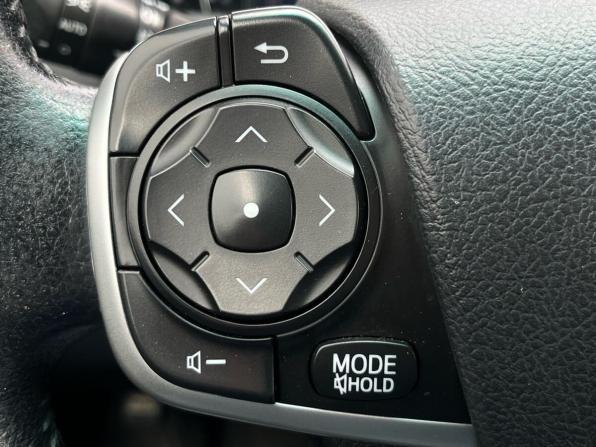 Toyota Camry VII (XV50) с пробегом 2013 года, цена 1 350 000 рублей, 299192 км, седан, Автокод Объявления