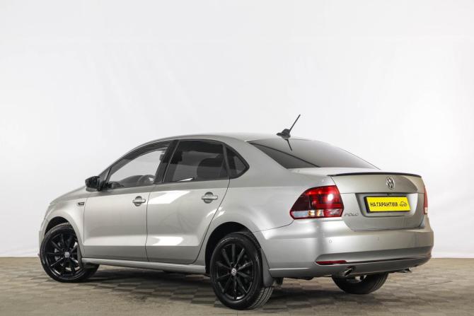 Volkswagen Polo V Рестайлинг с пробегом 2019 года, цена 1 339 000 рублей, 116000 км, седан, Автокод Объявления