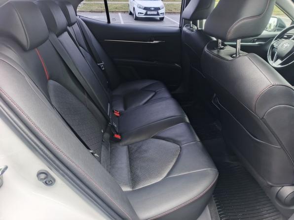 Toyota Camry VIII (XV70) Рестайлинг с пробегом 2021 года, цена 2 530 000 рублей, 207846 км, седан, Автокод Объявления