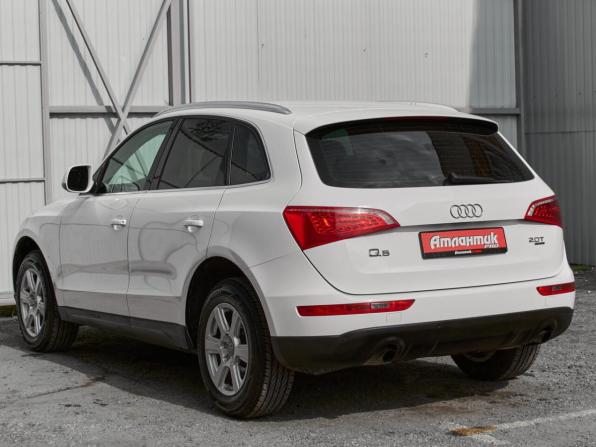 Audi Q5 I (8R) с пробегом 2010 года, цена 1 570 000 рублей, 122626 км, внедорожник, Автокод Объявления