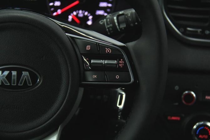 Kia Sportage IV Рестайлинг с пробегом 2018 года, цена 2 322 000 рублей, 119352 км, внедорожник, Автокод Объявления