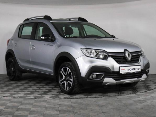 Renault Sandero II Рестайлинг с пробегом 2022 года, цена 1 040 000 рублей, 95362 км, хэтчбек, Автокод Объявления