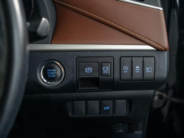 Toyota Harrier III (XU60) Рестайлинг с пробегом 2018 года, цена 2 820 000 рублей, 116028 км, внедорожник, Автокод Объявления