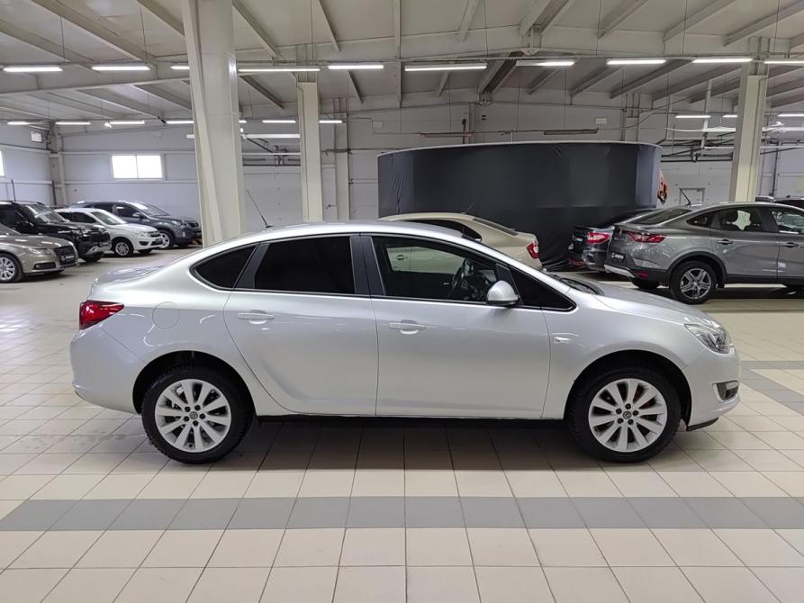 Opel Astra J Рестайлинг Набережные Челны  - изображение 5