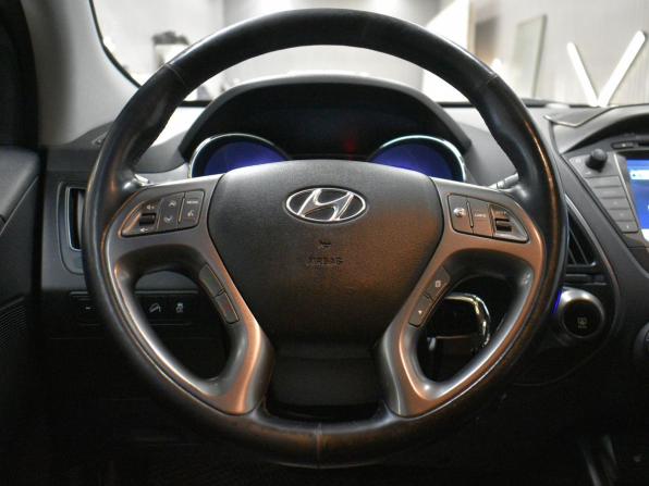 Hyundai ix35 I Рестайлинг с пробегом 2014 года, цена 1 299 000 рублей, 166941 км, внедорожник, Автокод Объявления
