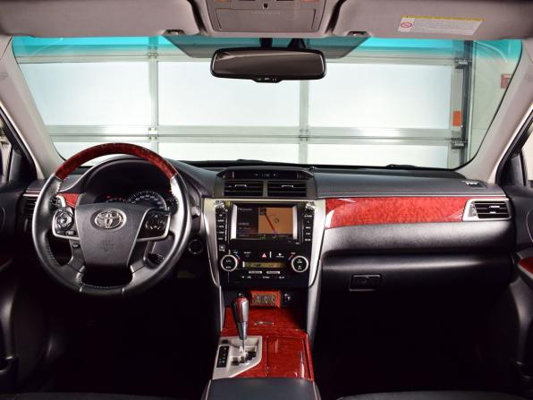 Toyota Camry VII (XV50) с пробегом 2011 года, цена 1 699 995 рублей, 204484 км, седан, Автокод Объявления