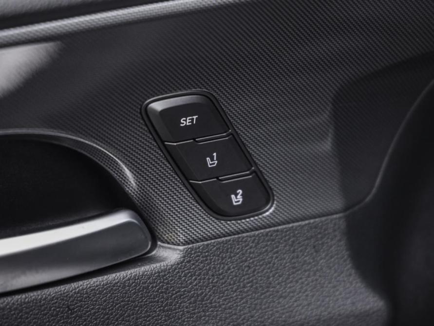Hyundai Santa Fe IV Рестайлинг Санкт-Петербург  - изображение 26