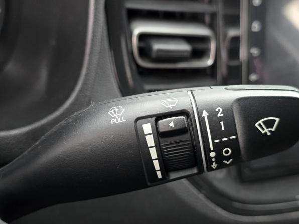 Hyundai Solaris II Рестайлинг с пробегом 2021 года, цена 1 799 000 рублей, 66000 км, седан, Автокод Объявления