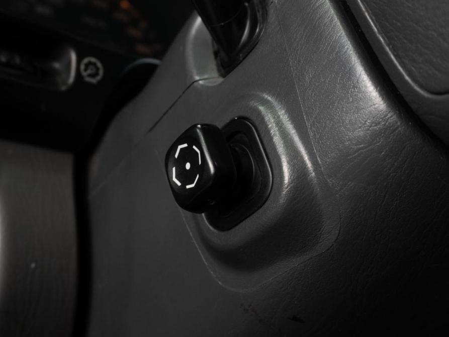Toyota Land Cruiser 100 Series Тюмень  - изображение 18