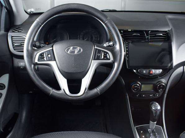 Hyundai Solaris I с пробегом 2011 года, цена 740 999 рублей, 178980 км, седан, Автокод Объявления