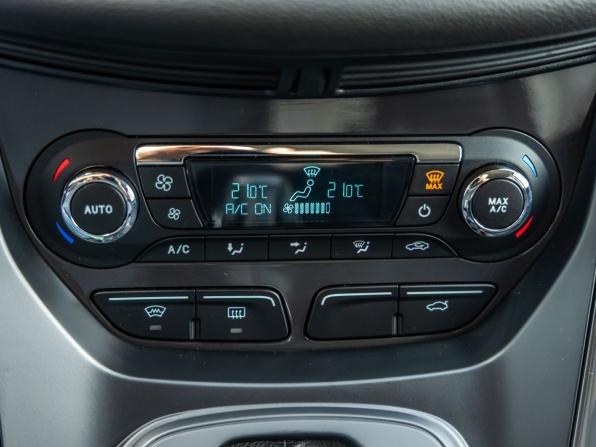 Ford Kuga II с пробегом 2016 года, цена 1 748 000 рублей, 65491 км, внедорожник, Автокод Объявления