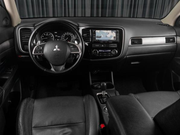 Mitsubishi Outlander III с пробегом 2013 года, цена 1 599 000 рублей, 140029 км, внедорожник, Автокод Объявления