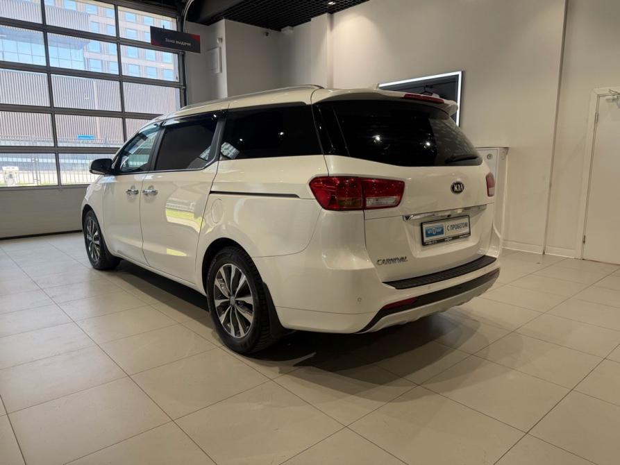 Kia Carnival III Москва  - изображение 6