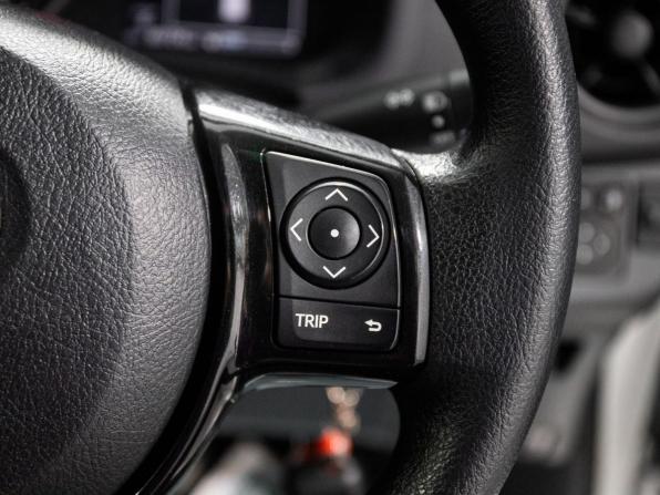Toyota Vitz III (XP130) Рестайлинг 2 с пробегом 2019 года, цена 1 030 500 рублей, 80724 км, хэтчбек, Автокод Объявления