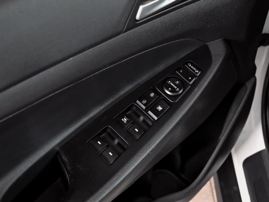 Hyundai Tucson III Екатеринбург  - изображение 16