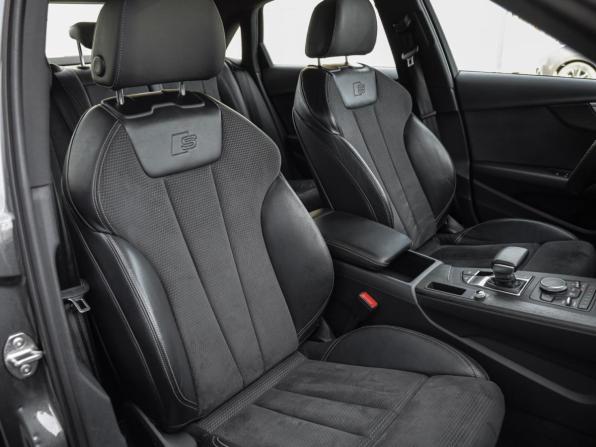 Audi A4 V (B9) с пробегом 2018 года, цена 2 749 000 рублей, 164815 км, седан, Автокод Объявления