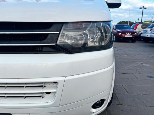 Volkswagen Transporter T5 Рестайлинг с пробегом 2010 года, цена 1 525 000 рублей, 333000 км, минивэн, Автокод Объявления