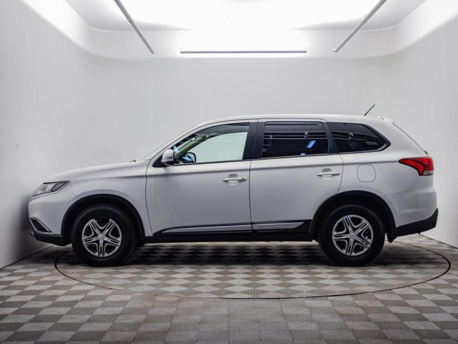 Mitsubishi Outlander III Рестайлинг 2 Москва  - изображение 8