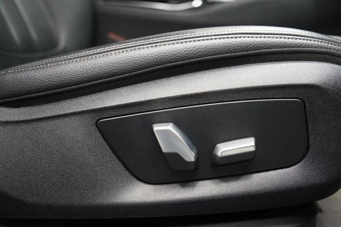 BMW 6 серии IV (G32) с пробегом 2018 года, цена 3 149 000 рублей, 164000 км, хэтчбек, Автокод Объявления