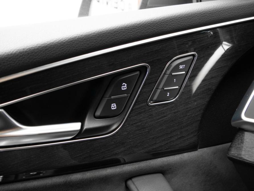 Audi Q8 I (4M) Москва  - изображение 15