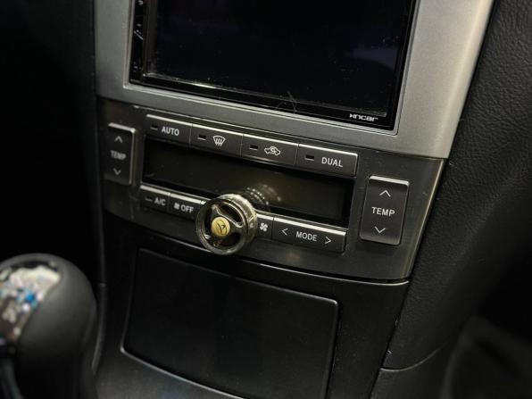 Toyota Avensis II с пробегом 2004 года, цена 569 900 рублей, 212000 км, седан, Автокод Объявления