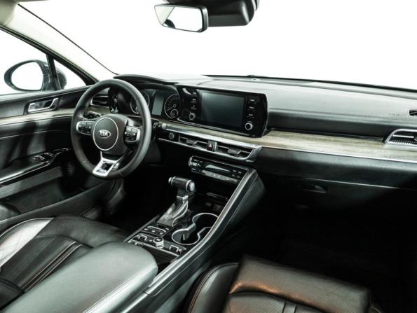 Kia K5 III с пробегом 2021 года, цена 2 349 700 рублей, 91360 км, седан, Автокод Объявления